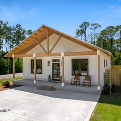Luxury Home | Fenced Yard | Pine & Pearl | Near Bay | Santa Rosa Beach