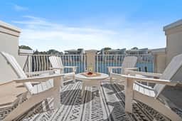 30A, Roof Top Views,Walk to Beach, Sleeps 14 - Image 3