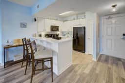 Pool Views,  2 Bed 2 Bath,Balcony, Lagoon Pool,Shuttle,The Palms of Destin - Image 3