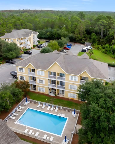 vacation-rentals-with-a-private-pool