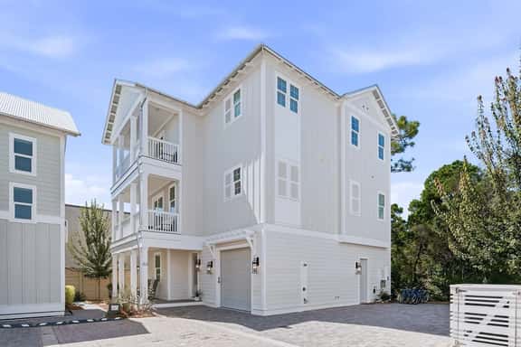 Luxury Home, Gourmet Kitchen, Sleeps 14, Balconies,Community Pool, Grayton Beach - Image 1