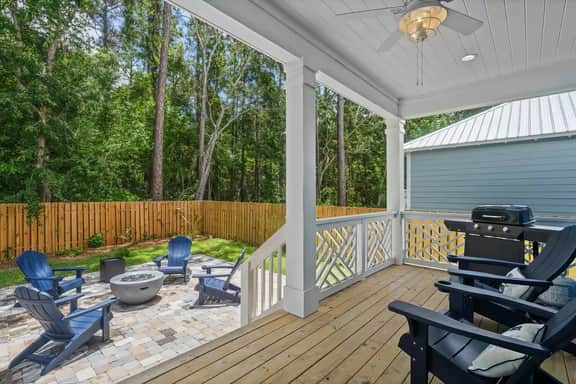 Fenced Yard | Sleeps 13 | Blue Starfish | Deck | Santa Rosa Beach